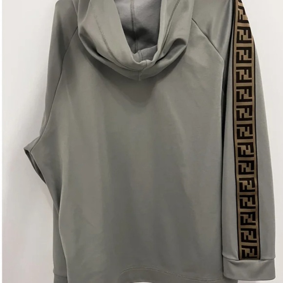 Fendi hoodie - Picture 2 of 7